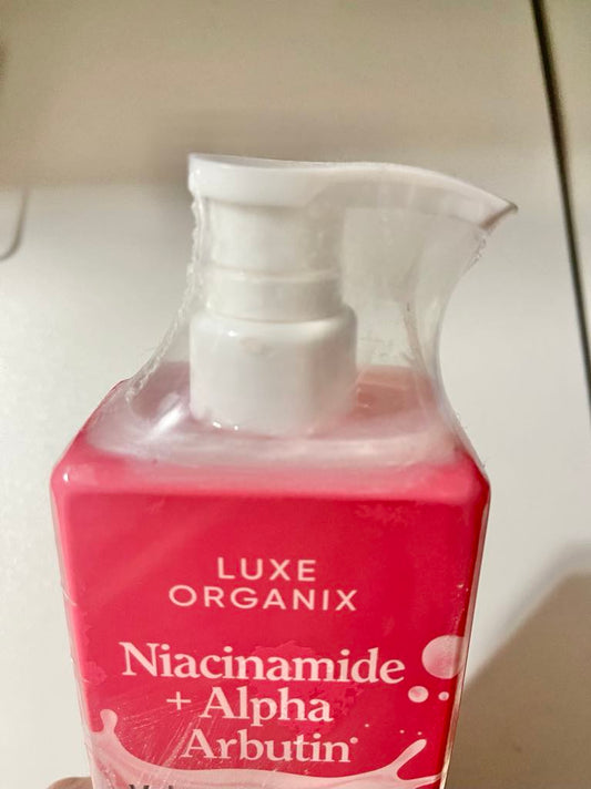 [LEAK SALE] Luxe Organix Niacinamide + Alpha Arbutin Shower Cream 400mL