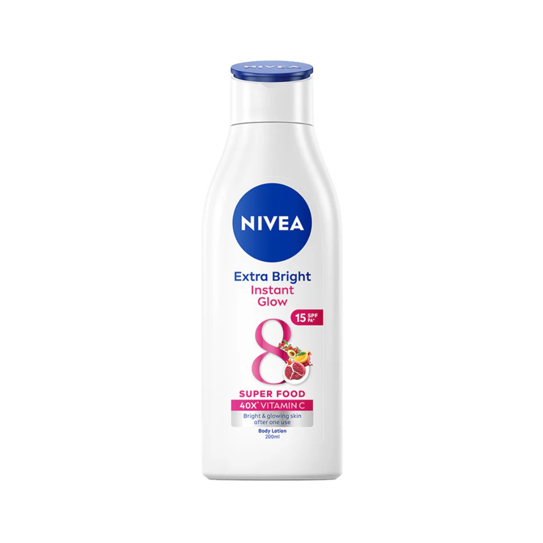 NIVEA Extra Bright Body Lotion (Instant Glow, SPF15 PA+) 200ml
